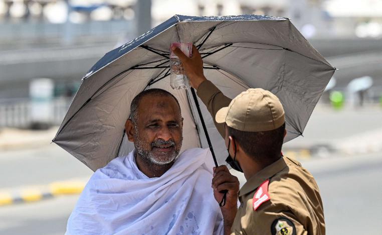 السعودية توفر كافة ظروف الراحة للحجيج وترفض أي تسييس للحج 