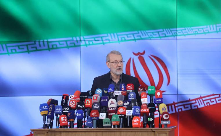 علي لاريجاني يركز على معالجة المشكلات الاقتصادية في حملته الانتخابية