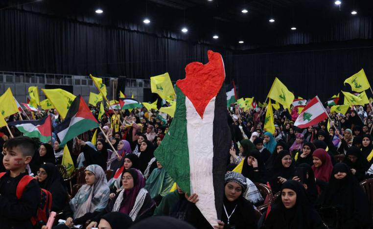 لبنانيون من حزب الله في تجمع بمناسبة الحرب في غزة