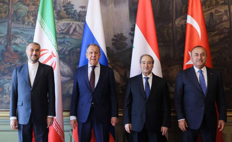 تحركات الفاعلين في الملف السوري تشير إلى تحولات محتملة 