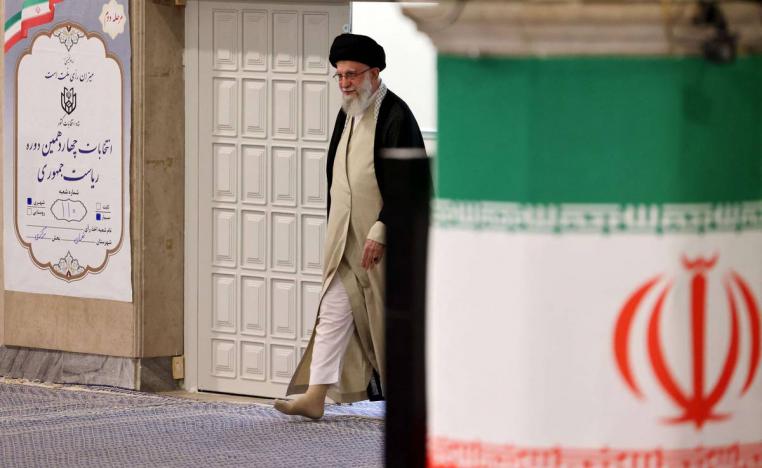 المرشد الأعلى علي خامنئي يصوت في الانتخابات الرئاسية الإيرانية