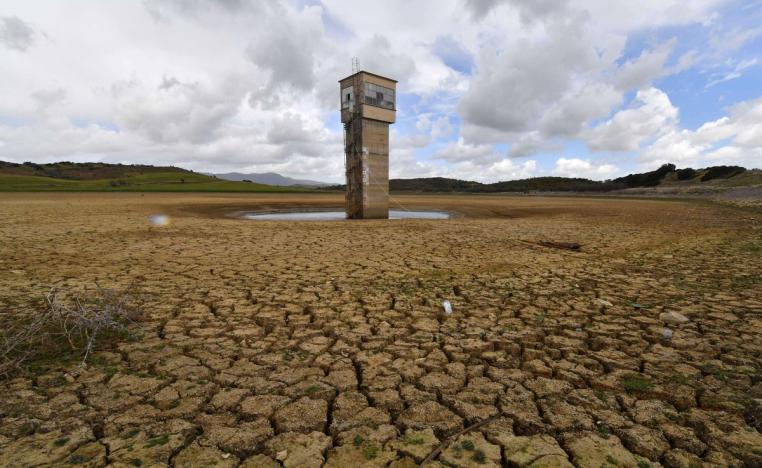 العوامل المناخية ليست وحدها وراء محاولات تعطيش التونسيين
