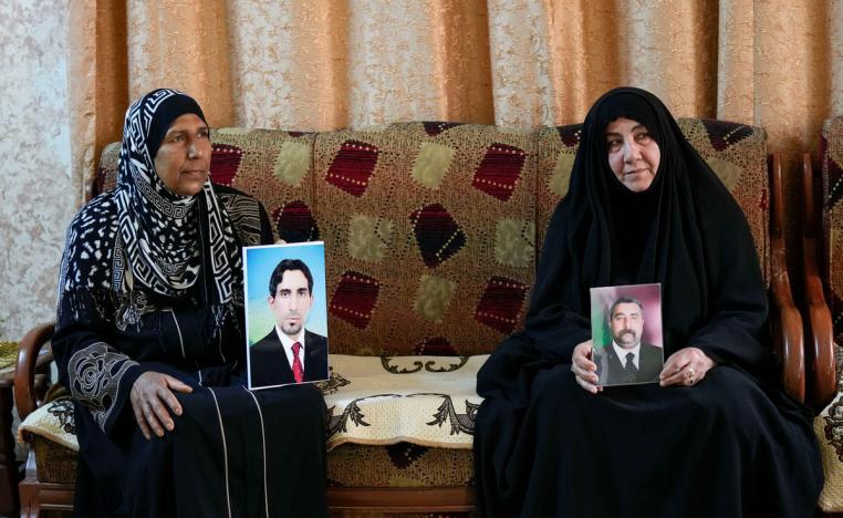 أهالي الضحايا يعيشون على أمل معرفة مصير أبنائهم