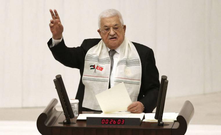 الرئيس الفلسطيني محمود عباس يلقي كلمة في البرلمان التركي