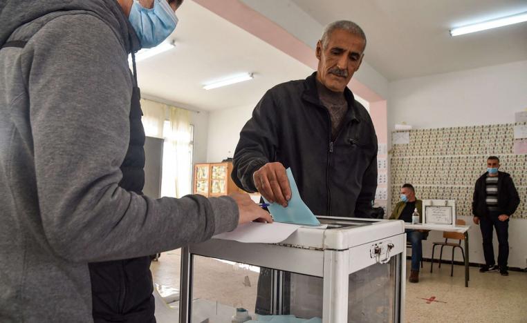 117 لجنة تابعة لهيئة الانتخابات تشرف على تنظيم الاقتراع في الخارج