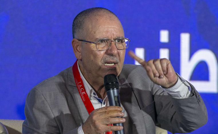 اتحاد الشغل يخسر أوراقه في معركة لي الأذرع مع السلطة القائمة 