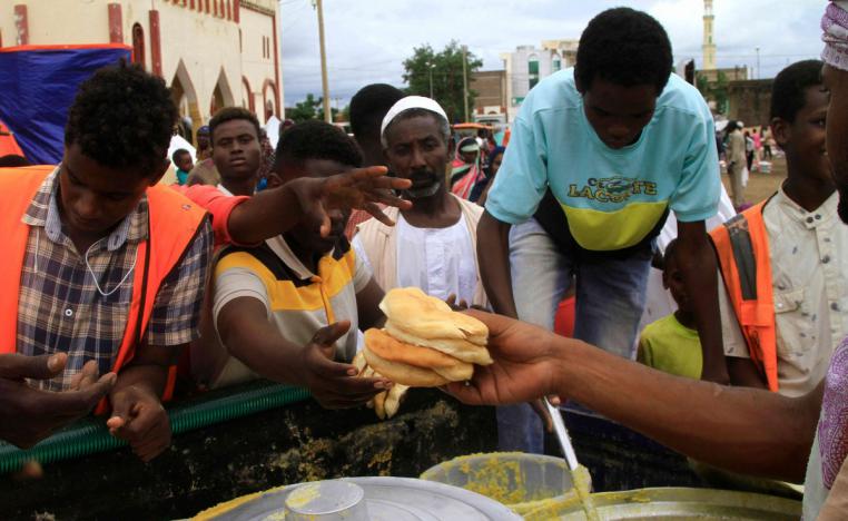 الحصول على الأكل لم يعد مهمة سهلة في السودان 