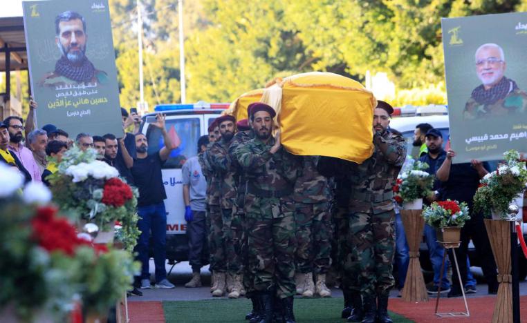 تشييع قادة كبار في حزب الله قتلوا في غارة إسرائيلية