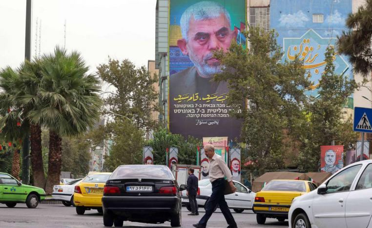 جدارية وسط طهران لزعيم حماس يحيى السنوار