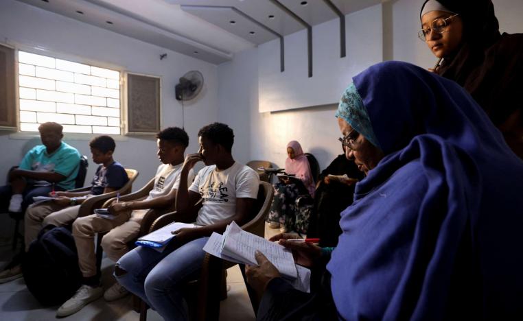 نسبة كبيرة من السودانيين غير قادرين على تحمل الأعباء المادية في مصر