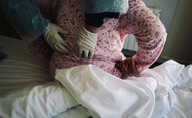 امرأة متقدمة في السن