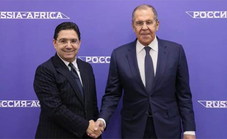 Bourita shaking hands with Lavrov