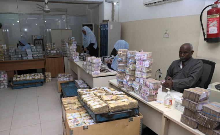 العملة السودانية تدهورت قيمتها بشكل حاد