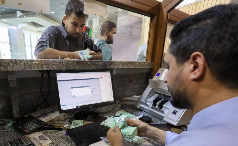 الخلفات السياسية ترخي بظلالها على الاقتصاد الليبي