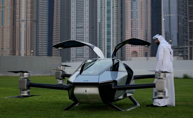 الامارات تتطلع  لقيادة قطاع النقل العالمي