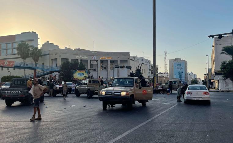 الجماعات المسلحة تفاقم الانقسام السياسي في ليبيا
