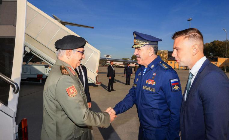 روسيا تلعب دورا هاما في شرق ليبيا من خلال دعم سلطة حفتر