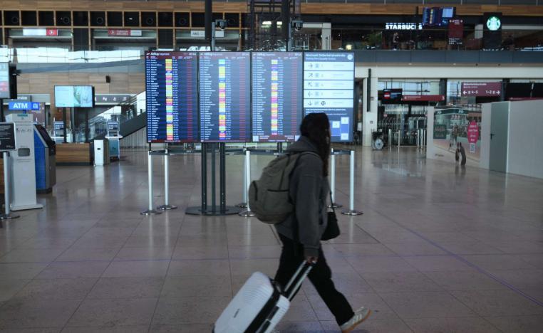 قوانين مشددة ضد المهاجرين