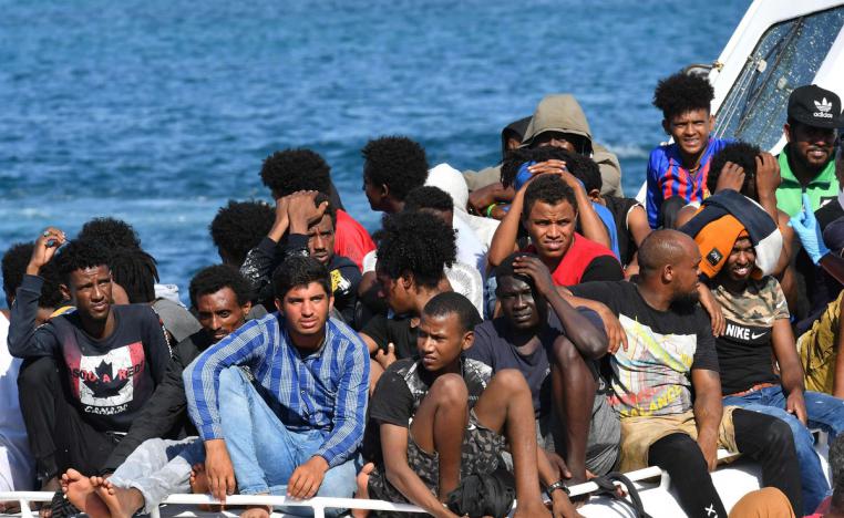 السلطات الليبية تهدد باللجوء للترحيل القسري