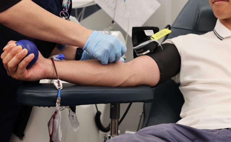 التبرع بالدم