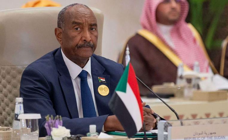 البرهان يبحث عن حلول لأزمات مستعصية 
