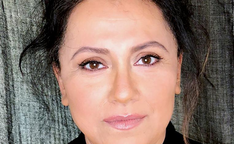  الكاتبة والسينمائية الإيرانية الأميركية ربيعة غفاري