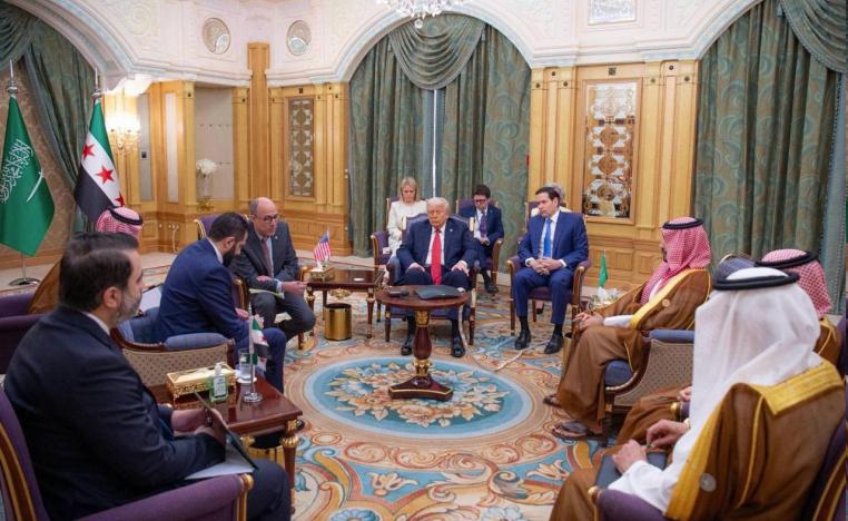 اللقاء يمنح الشرع فرصة لازالة تهم بالارهاب ارتبطت باسمه لسنوات