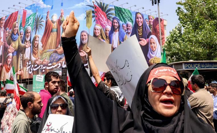 إيران تشهد مظاهرات تطالب بالانتقام من إسرائيل 