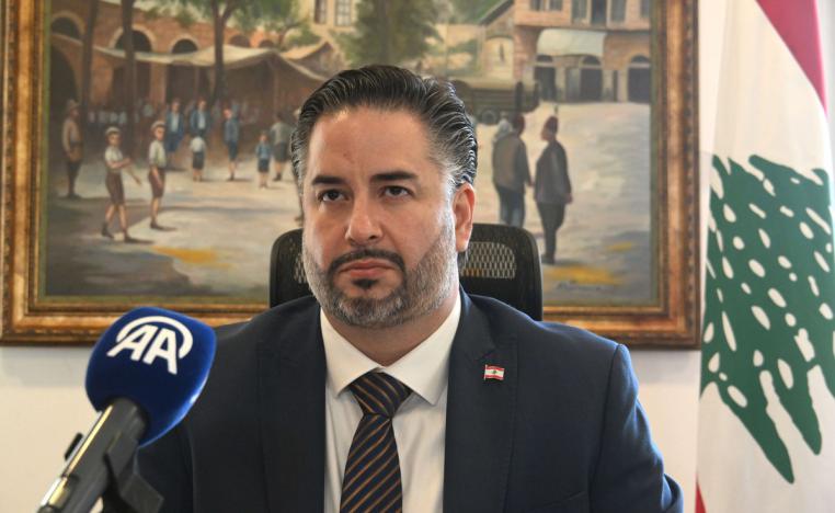 سلام أول وزير يتم توقيفه في ملف فساد منذ بدء الأزمة المالية