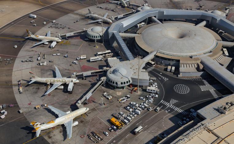 نمو حركة المسافرين يعكس نجاح استراتيجيات التنويع الاقتصادي لأبوظبي