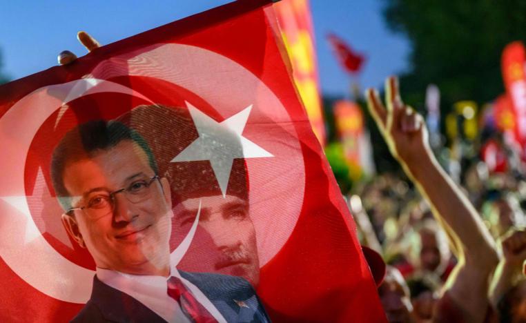 أنصار أوغلو يرون فيه فرصة لتغيير الوضع القائم 