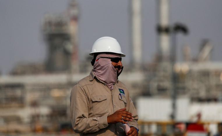 الرياض تلعب دورا بارز في إدارة أسعار النفط 