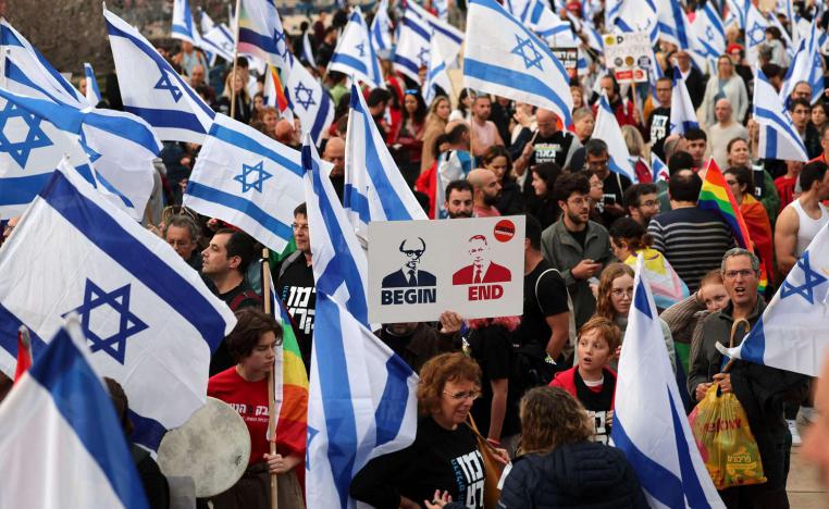 مساعي نتنياهو لإخضاع القضاء تثير احتجاجات 