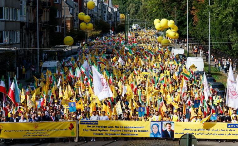 مظاهرة حاشدة في بروكسل في الذكرة الستين لتأسيس منظمة مجاهدي خلق