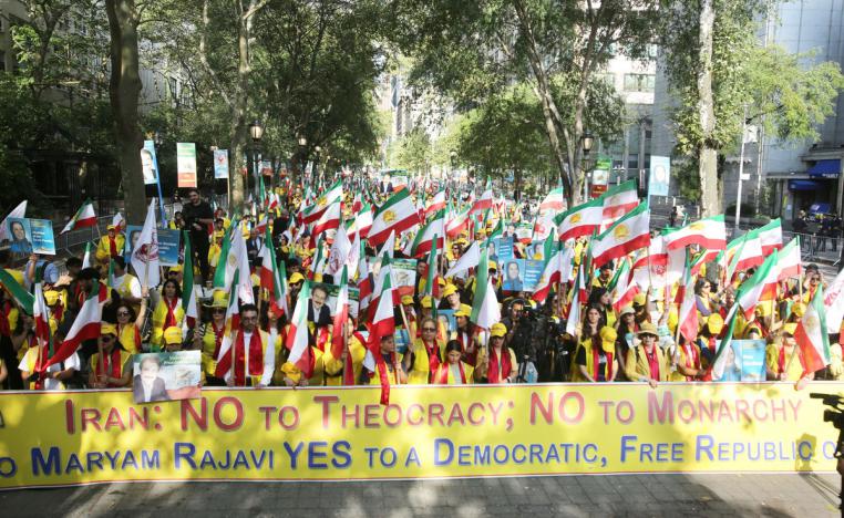 حراك مكثف للمعارضة الايرانية في الخارج