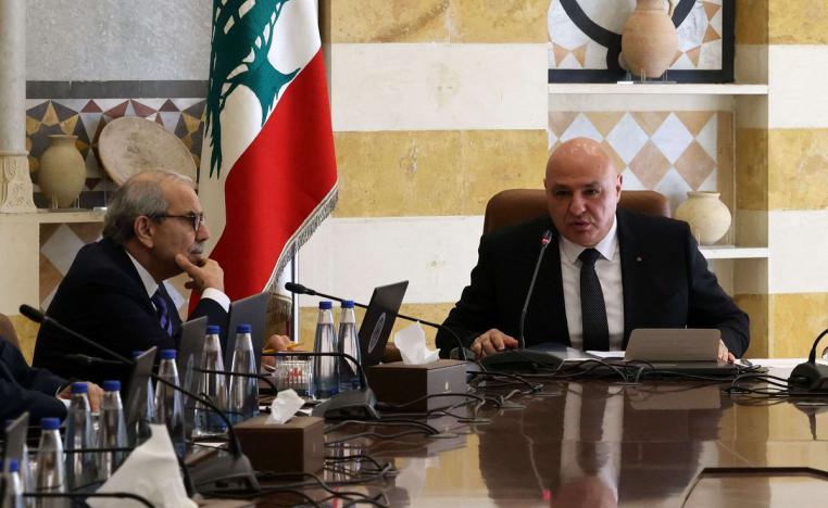 الوقت يمر دون تحقيق نتائج ملموسة في ملف نزع سلاح حزب الله