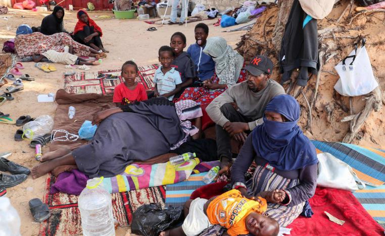 معاناة إنسانية 