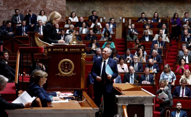 بايرو لم يصمد طويلا 