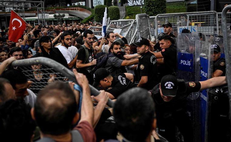 مواجهات بين أنصار المعارضة وقوات الأمن التركي 