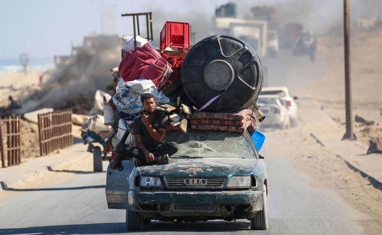 Gazans fleeing the city