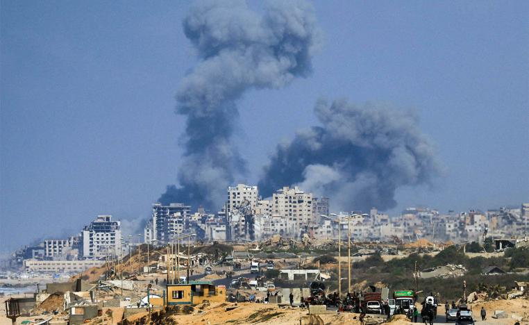Gaza City under intense Israeli bombardment