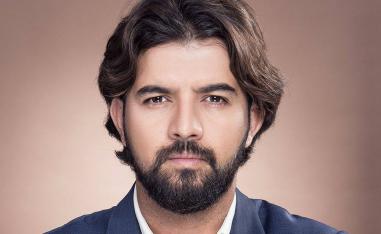 عمر لطفي