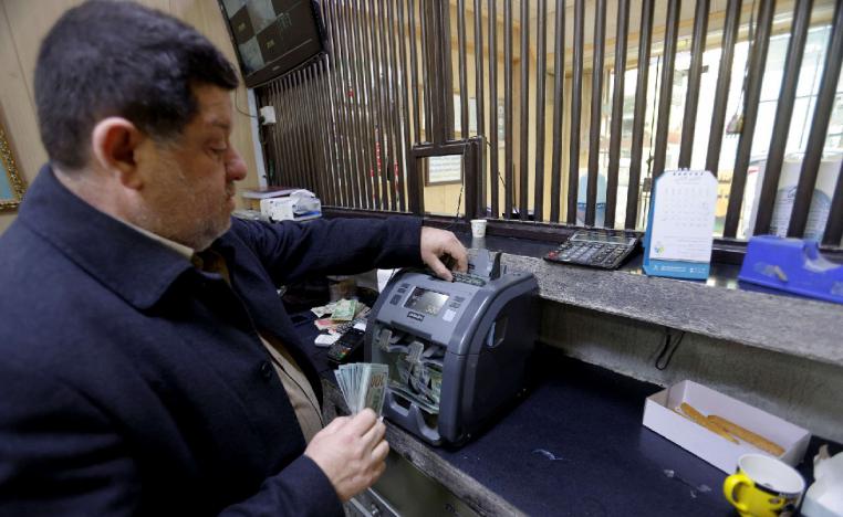 القطاع المصرفي الإيراني يعاني مشاكل هيكلية كبيرة