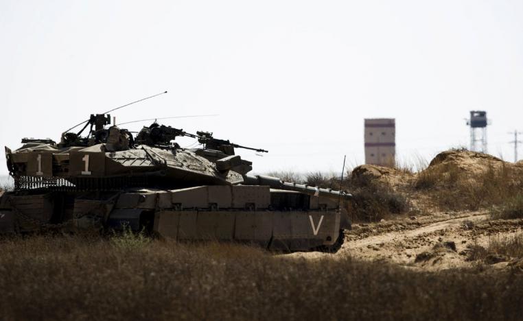 اسرائيل تتذرع بمواجهة الثغرات الأمنية ومنع تهريب الاسلحة والمسيرات لغزة