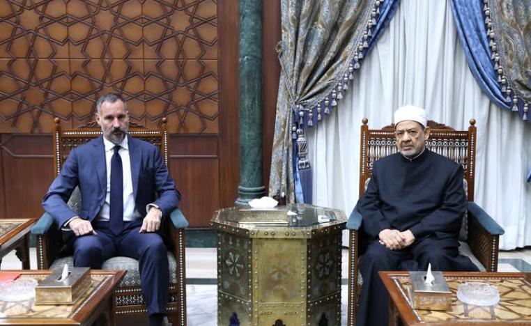 أحمد الطيب يدعو لوحدة الأمة وامتلاك عناصر القوة