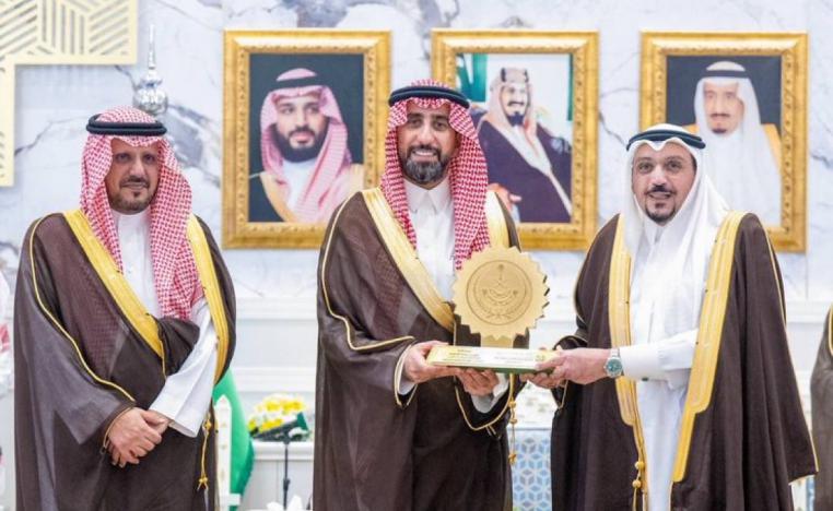 أمسيةً وطنيةً