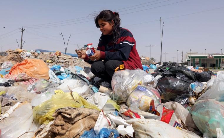 تفشي الفقر آخر ما يشغل النخب السياسية في العراق 