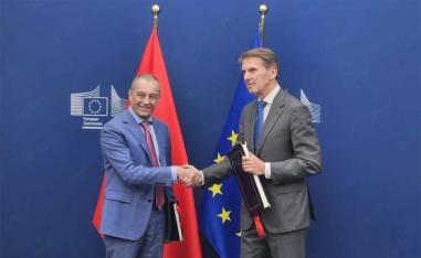 The agreement fosters strong trade relations and strengthens a solid and extensive partnership