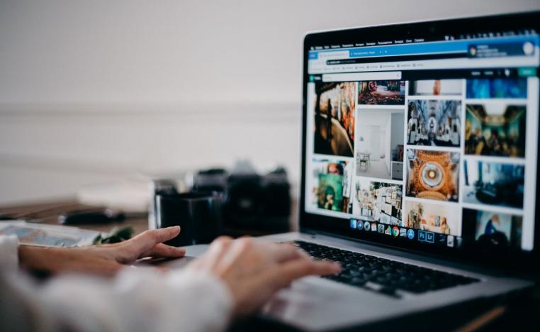  الصحف الإلكترونية