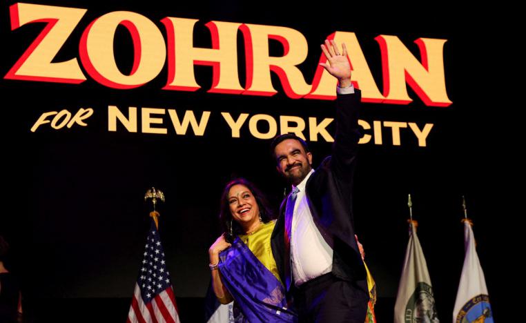 وصفه ترامب بالشيوعي وتعهد بقطع التمويل عن نيويورك في حال انتخابه